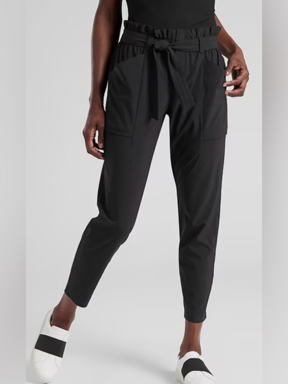 ATHLETA Skyline Pant Paperbag Black with Bow